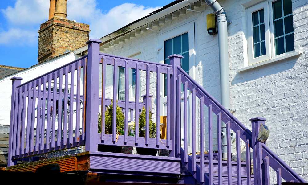Wooden purple handrail